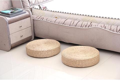 Rush Grass Meditation Cushion